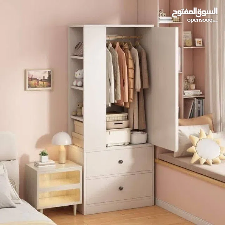 خزانة ملابس أنيقة بتصميم عملي – استغلال مثالي للمساحة