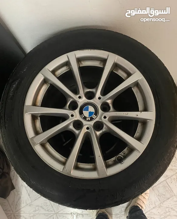 طقم جنطات مستعمل عدد 4 BMW اصلي / شركة