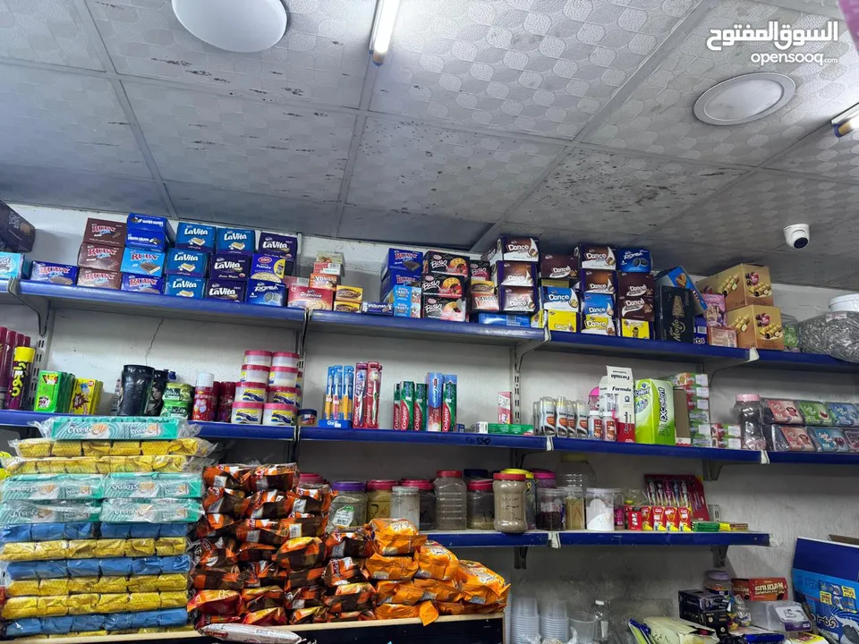 سوبر ماركت في موقع مميز للبيع