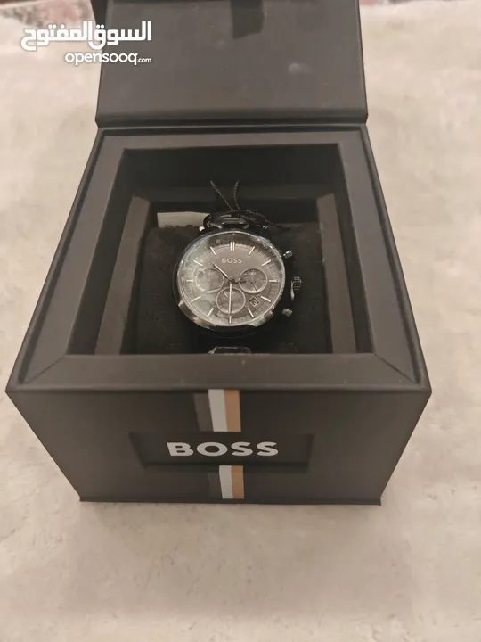 ساعه BOSS جديده للبيع