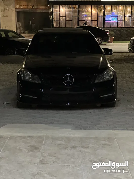 مرسيدس بنز c200 2011