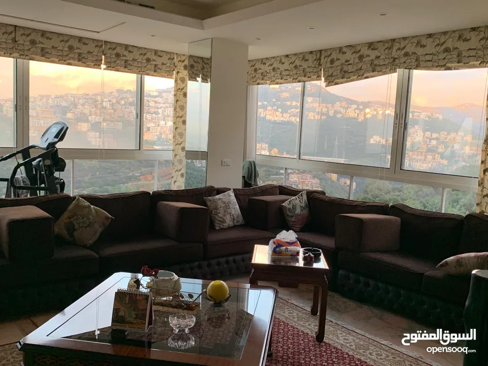 شقة عائلية جميلة جداً في مركز بيروت