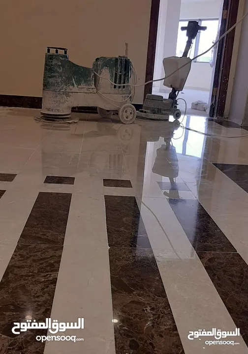 جلي وتلميع لبلاط والرخام