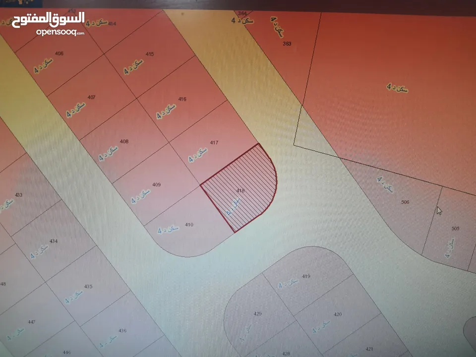 البيع مستعجل أرض للبيع شرق عمان 320 م وادي القطار شرق حي خالد حوض 1/السور شارعين معبد مطلة