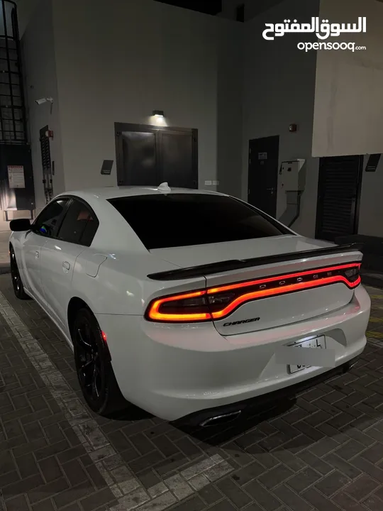 DODGE CHARGER 2017