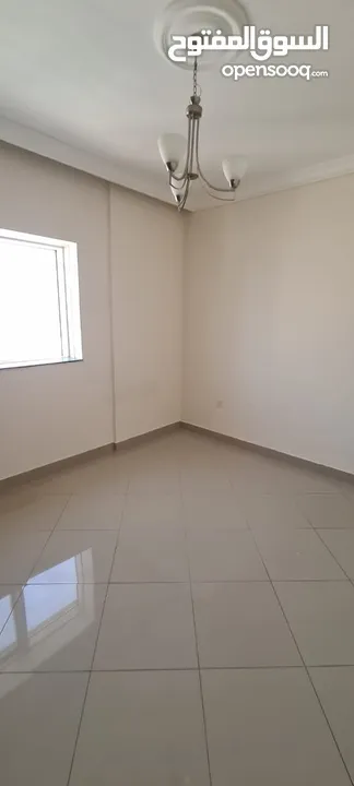 55,000 درهم سنويًا 3 غرف (إحداها ماستر) + صالة و3 حمامات بإطلالة بحرية خلّابة ، قريب من مخرج دبي