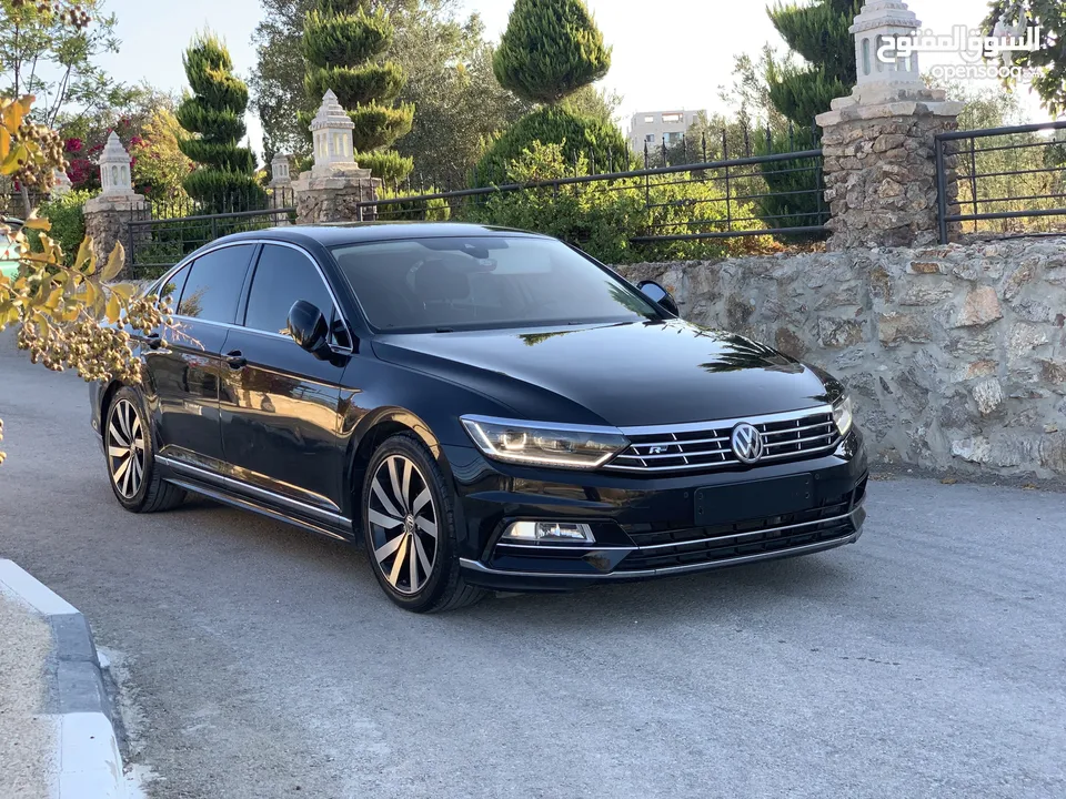 باسات R line بحالة الوكالة