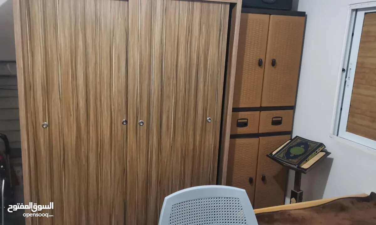 بيت طابق اول