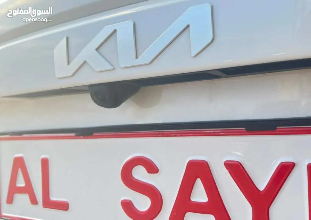 فل مسكر مع فتحة Kia Niro 2024-23