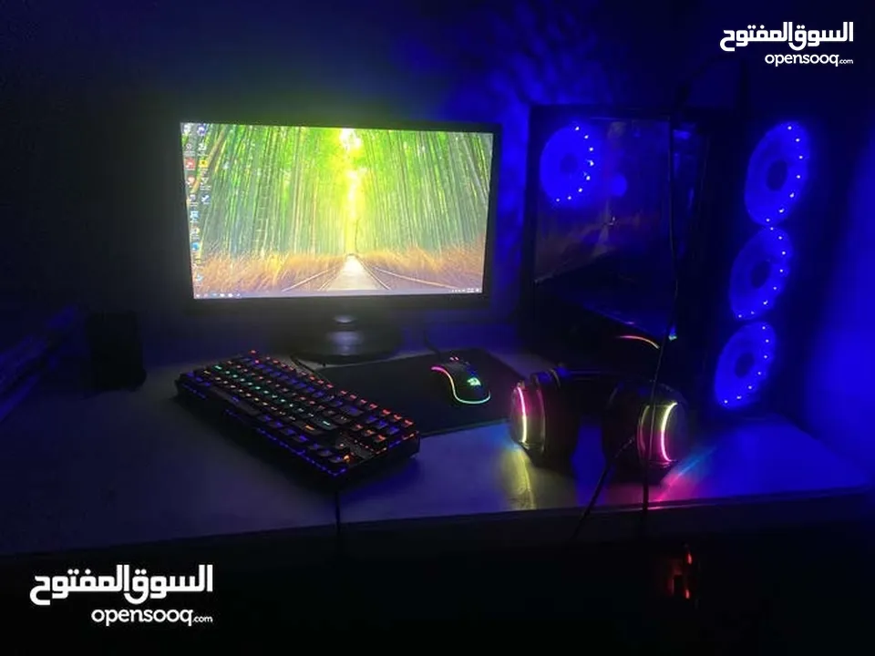 240 pc للبيع