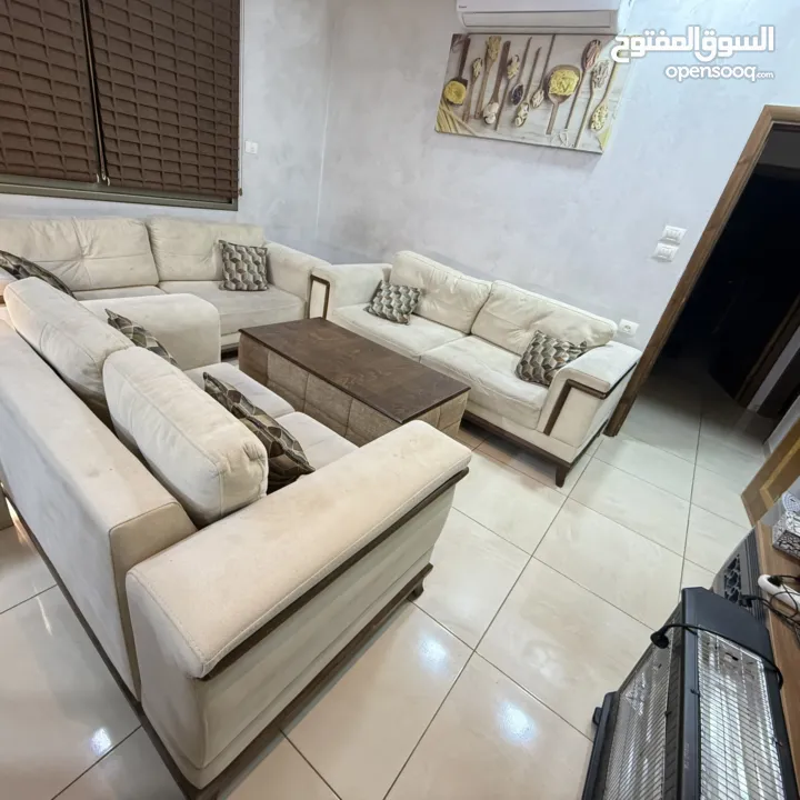 طقم كنب 8 مقاعد وغاز 90 سم وجلاية وغسالة