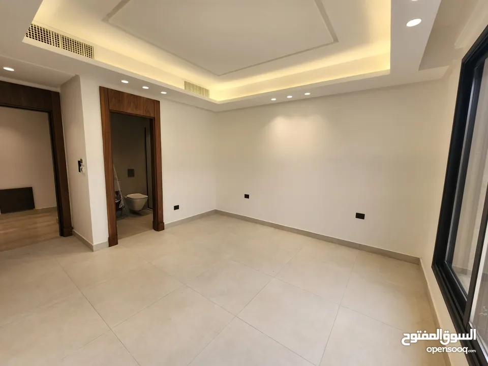 شقة فاخرة للبيع في منطقة الظهير - ref : 14485