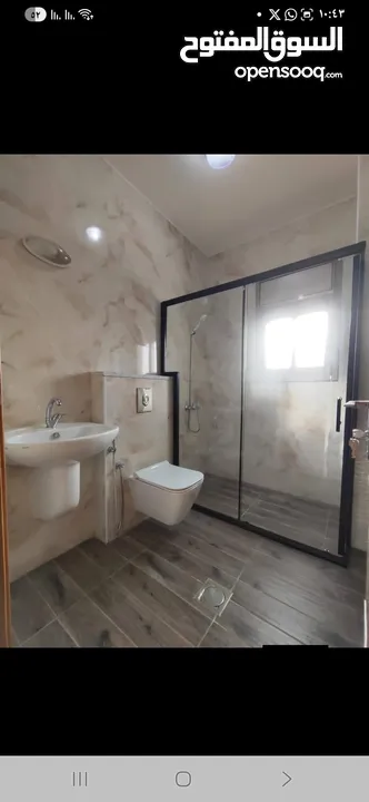 روف مميز جديد للبيع بتونيا قرب مفروق الحتو