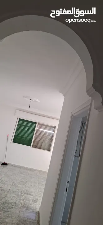 شقة مميزة على المدخل الجنوبي لجامعة آل البيت