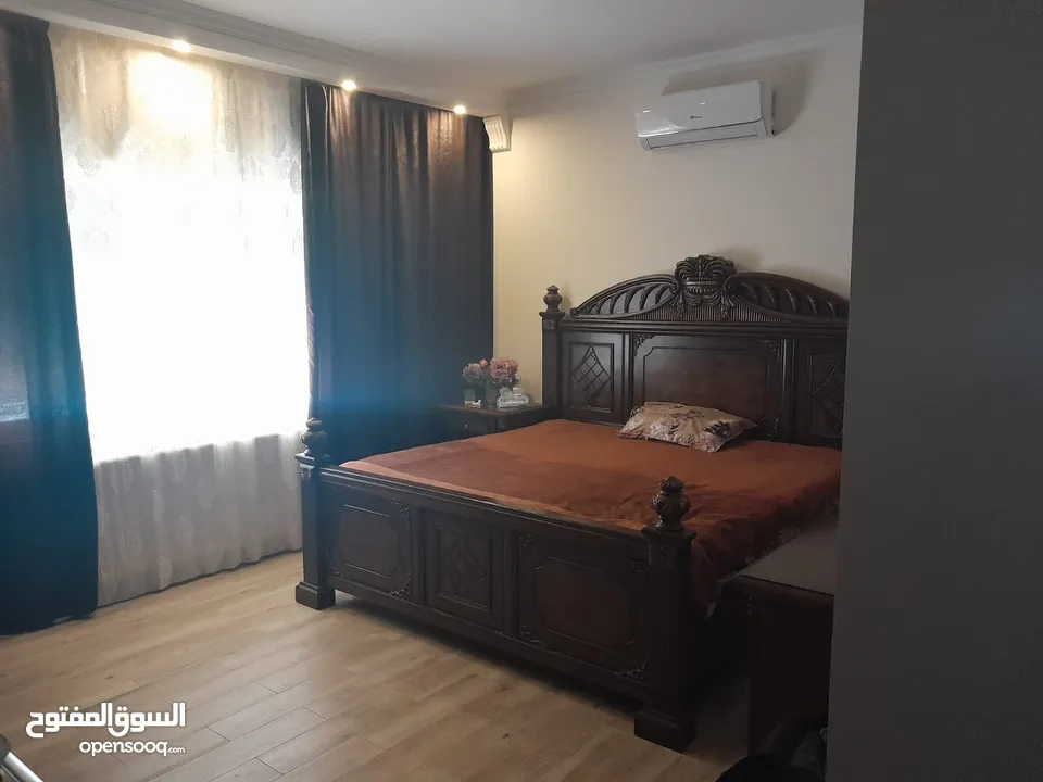 شقه ارضيه للبيع
