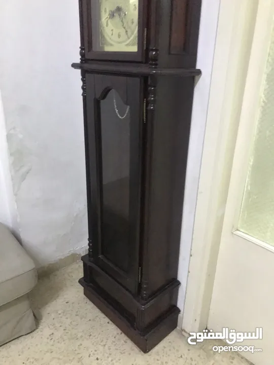 ساعة بندول ارتفاع 2 متر بحالة ممتازة