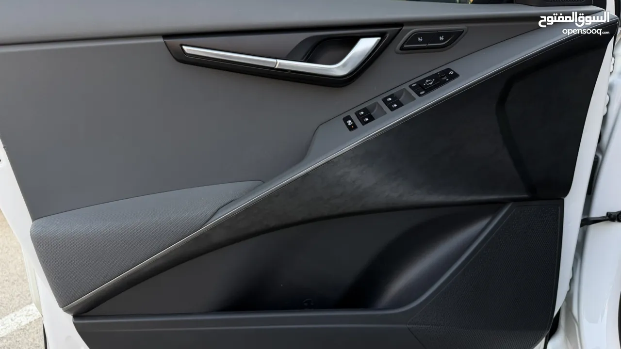 كيا نيرو ترخيص 2023 محرك 1600 هايبرد جير أوتوماتيك 141 حصان