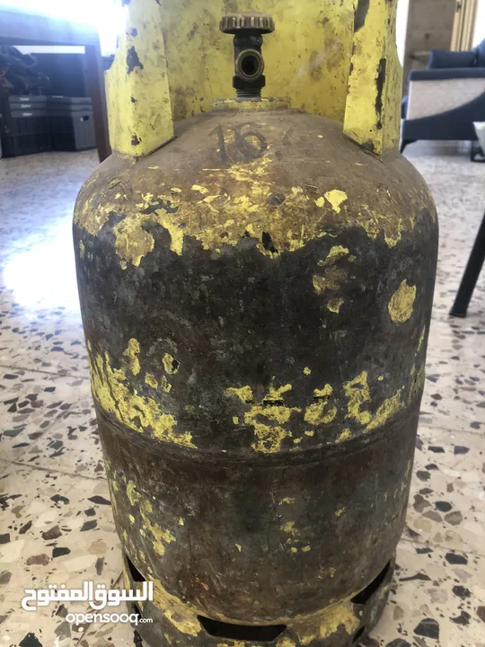 Empty Gas Tanks