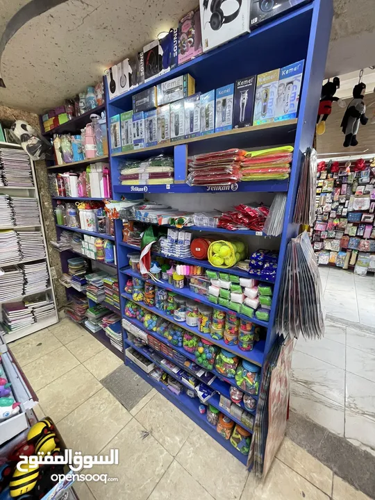 مكتبه ولعاب قامه شغاله ممتاز للبيع بداعي سفر