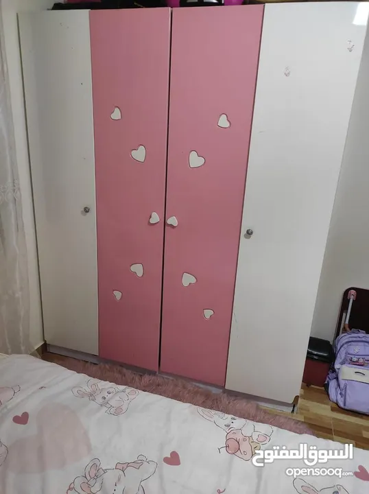 غرفة نوم بناتي