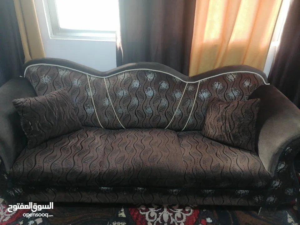 نصف عفش دار كل شيء محدد سعره