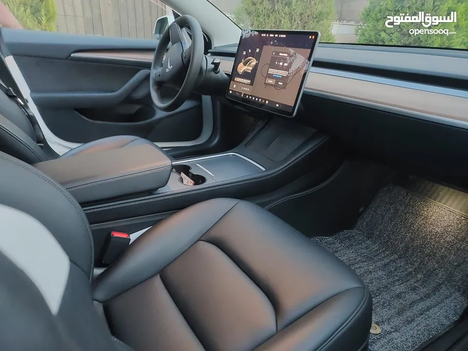 Tesla Model 3 Long Range // 2022  ممشى قليل