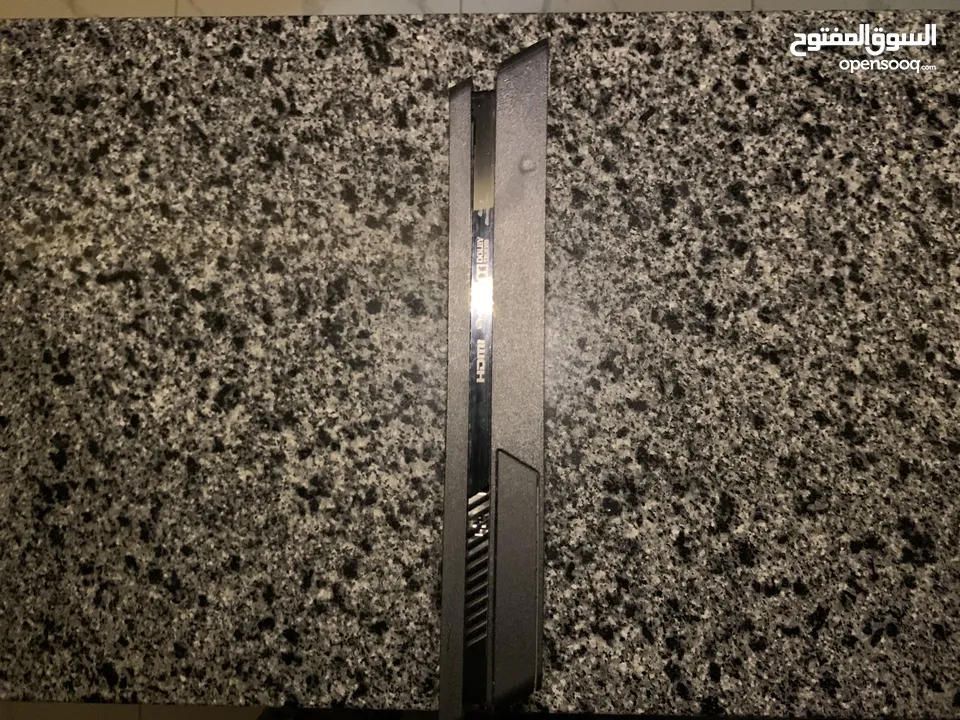 للبيع PS4 مستعمل اقرء الوصف كويس