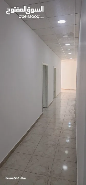 مكتب كبير للإيجار.بسعر مغري