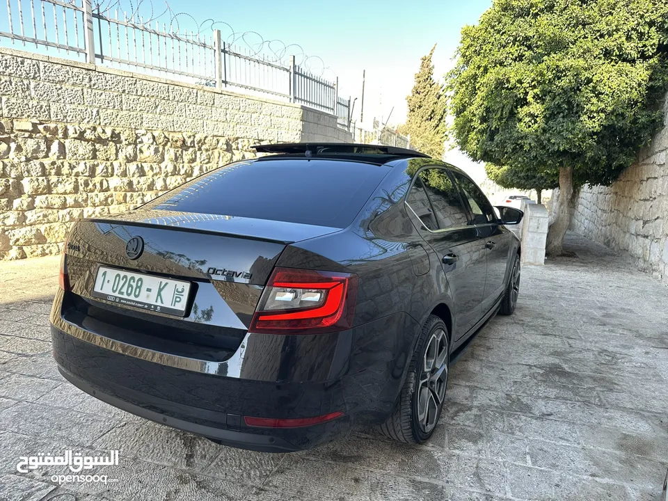 سكودا اوكتافيا RS 2019