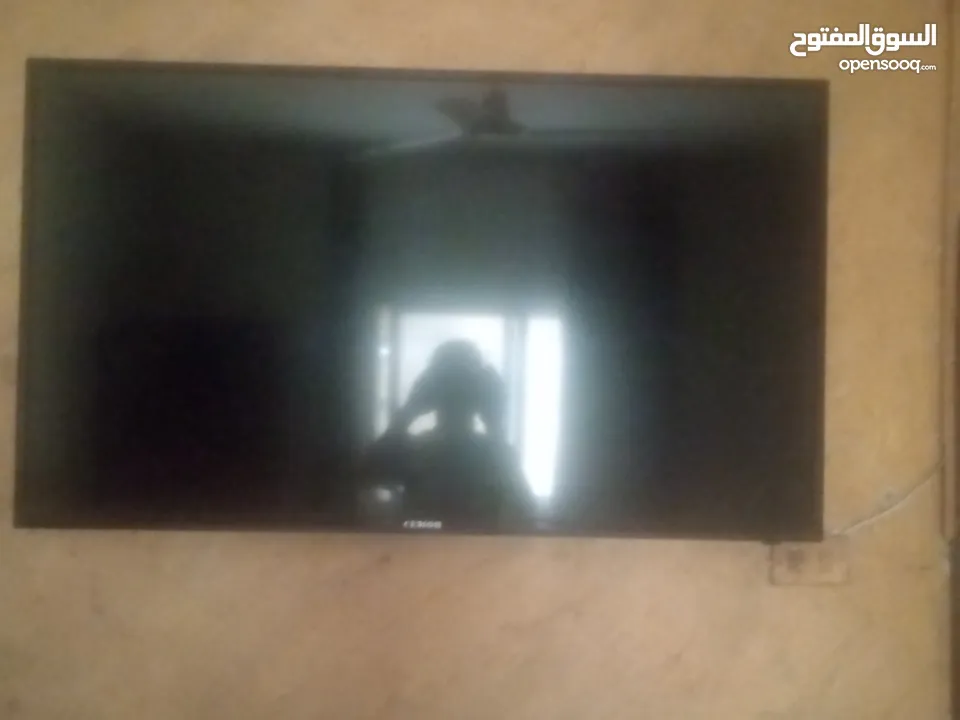 شاشه للبيع في الرصيفه شاشه فيه خطوط بتشغل نت حجم 55 نوع سيمور السعر 20 قابل للبدل
