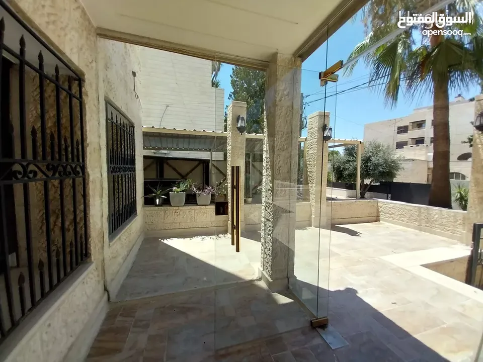 شقة للايجار في عبدون  ( Property 33642 ) سنوي فقط