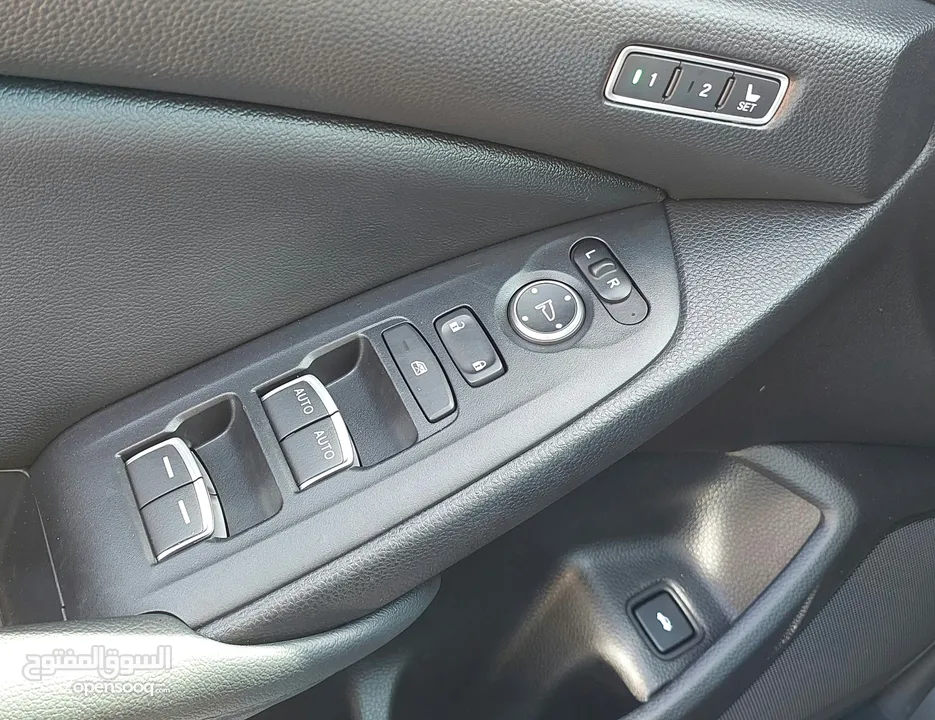 هوندا أكورد هايبرد 2022 تورينج أعلى صنف فحص كامل  HONDA ACCORD HYBRID 2022 TOURING FULLY LOADED