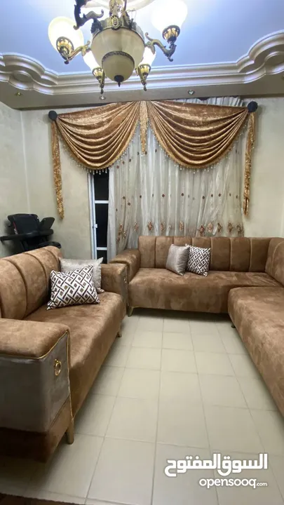 طقم كورنر تفصيل خشب لاتيه وقراط إسفنج ضغط عالي سفنج تركي القماش قماش مخمل ووتر بروف