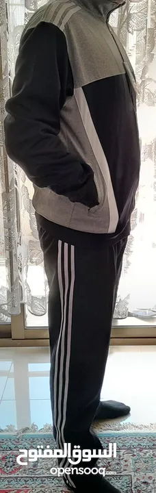 بدلة رياضة اديداس (adidas)