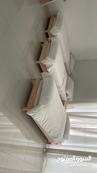 سرير طفل من ايكيا قياس 200*80