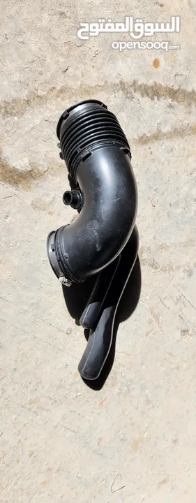 قطع سوزوكي xl7  من موديل 2007 لي 8 و 9  الاصلية  يباني