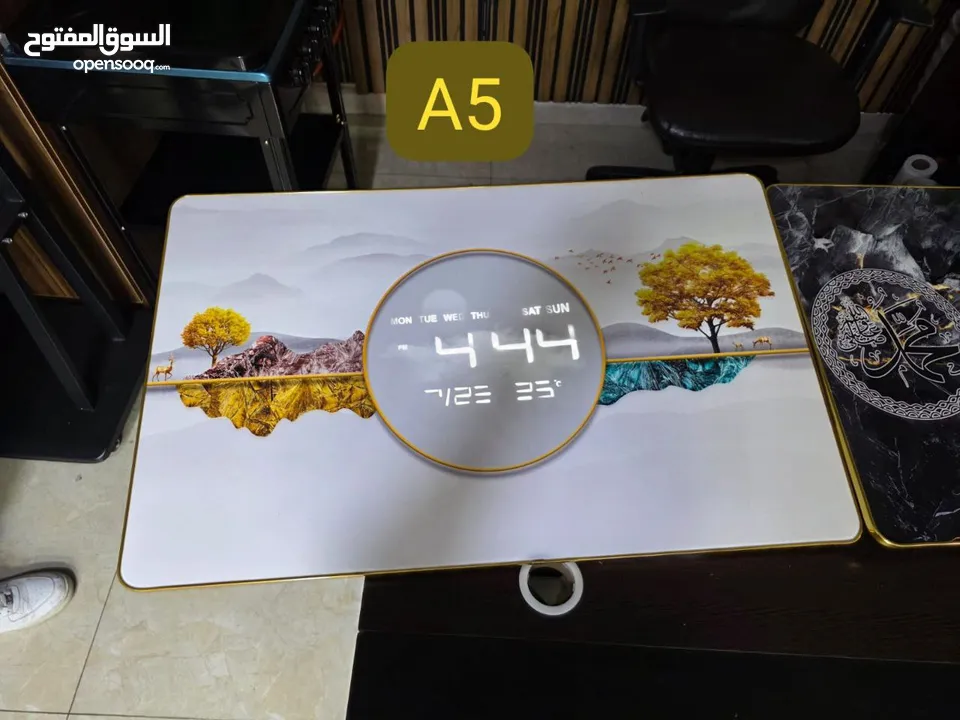 أجمل برواز مع ساعة ديجتال توفر لدى شركة البارون للتجارة والتسويق بسعر مغري جداً