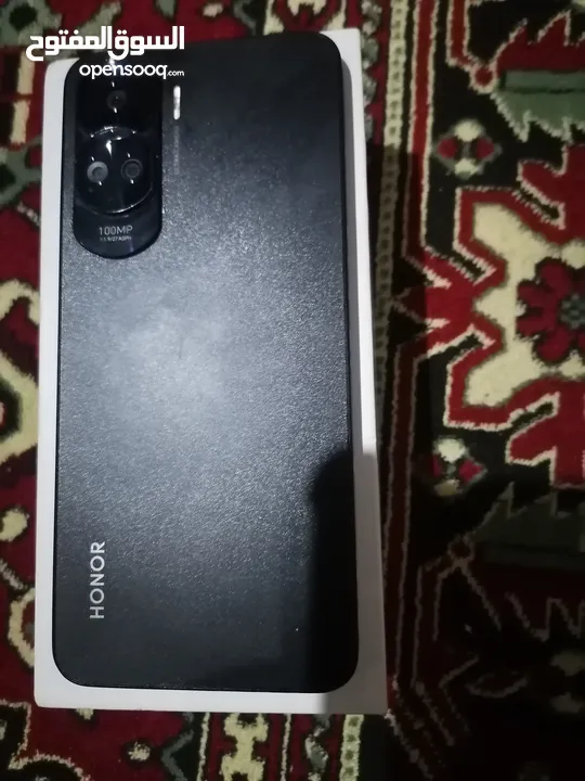 هاتف من اجمل الهواتف والنعومه هاتف راقي جدا هونر 90 لايت من افضل الجوالات الاندرويد شبكه 5 جي