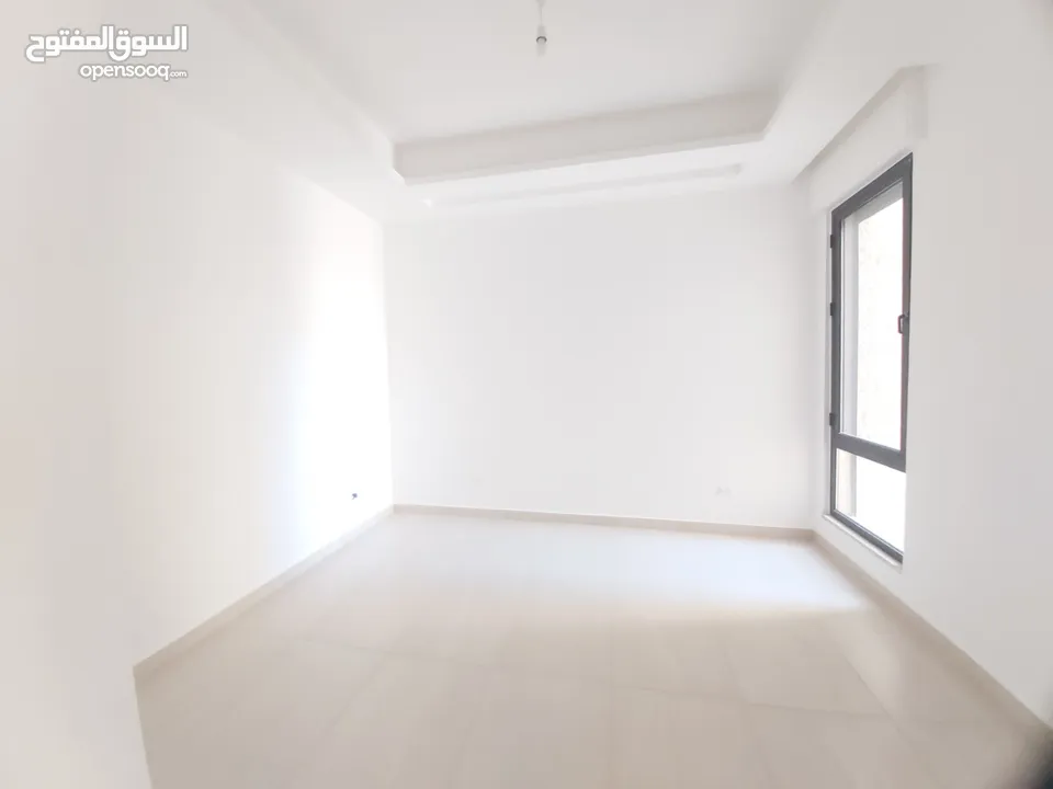 شقة مميزة للبيع 3 نوم 115 متر في الدوار السابع