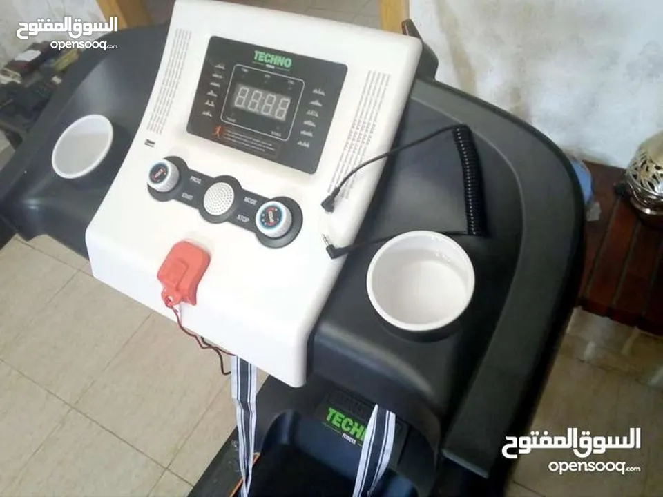 تريد ميل جهاز المشي بنظام الطوي الهيدروليكي شامل التوصيل والتركيب داخل عمان
