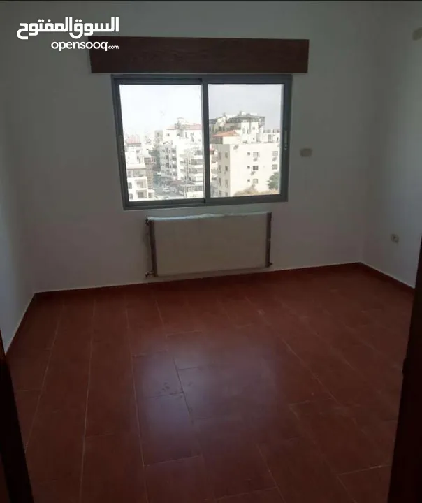 شقة مميزة - مرج الحمام - 4نوم 2ماستر - 220م