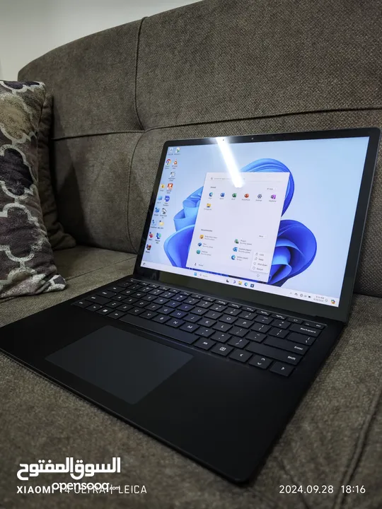 Microsoft surface laptop 5 i7-12th gen بسعر مغري جدا فقط