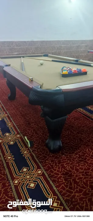 بلياردو خشب 7.5 قدم اصلي جديد بالكرتونه مع كامل الأغراض
