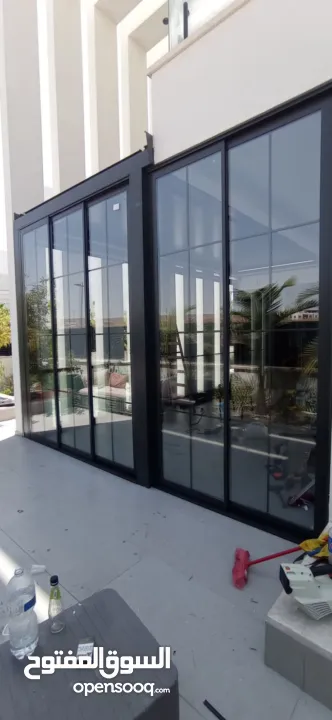 زجاج وألمنيوم