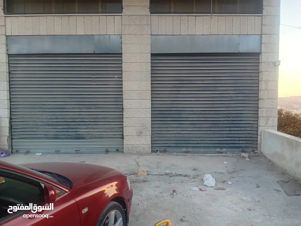 مخازن للايجار  عدد2 نابلس زواتا البلد ع الشارع الرئيسي بعد الشرطه الخاصة