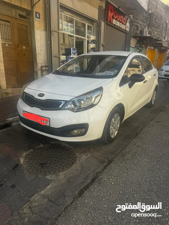 كيا برايد 2014  لون ابيض السيارة ماشا لله مش ناقصها شيء  ماطور 1400  4 غيار السيارة البيع فقط كاش.