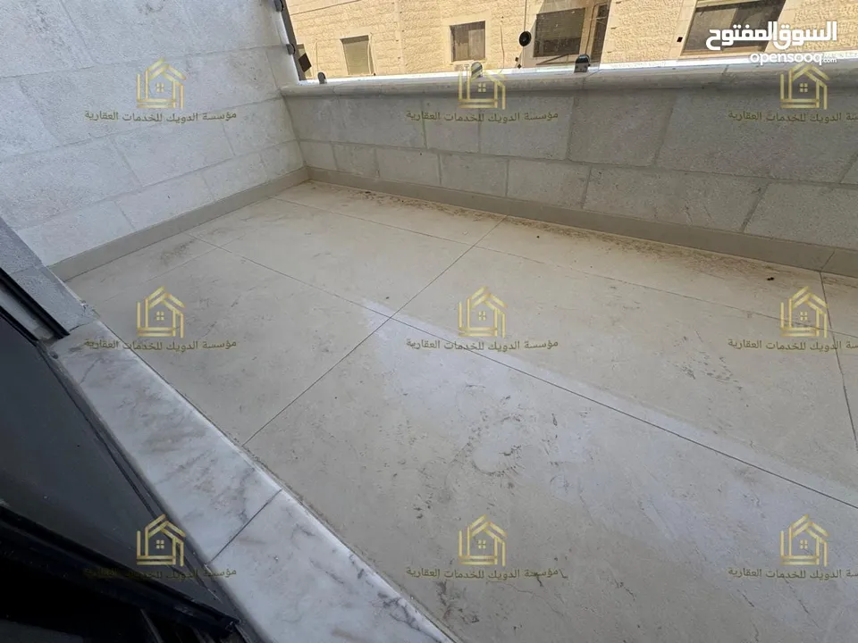 روف جديد لم يسكن مع ترسات بإطلالــــه بانوراما