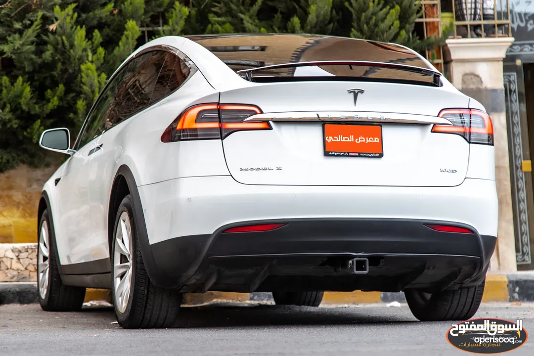 Tesla Model X 100D  2018  السيارة بحالة الوكالة