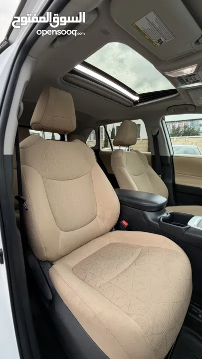 تويوتا RAV4 ترخيص 2023 محرك 2500 هايبرد  جير أوتوماتيك 296 حصان