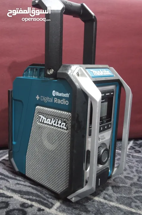راديو makita +بلوتوث مستعمل بحال الوكالة